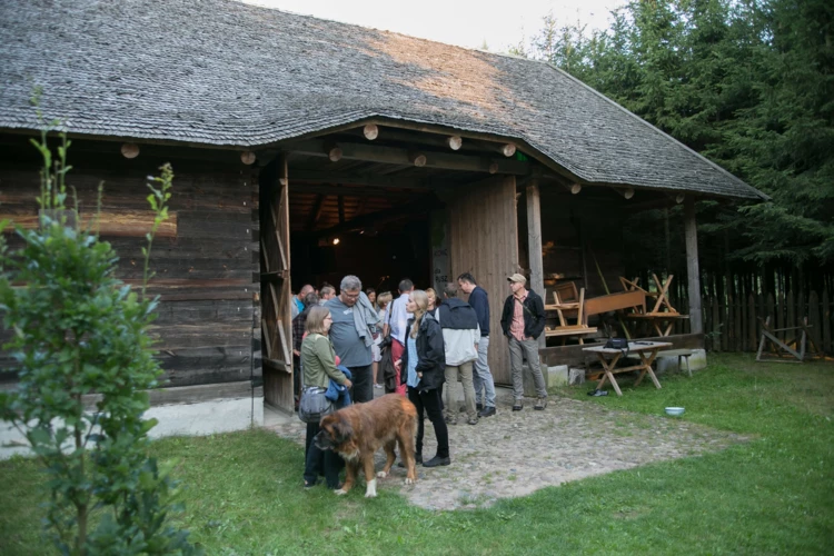 Skansen w Białowieży, gdzie odbył się koncert "Dla Puszczy, dla Janusza". Fot. Cezary Kowalski