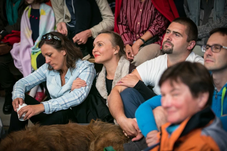 Zachwyt publiczności, koncert "Dla Puszczy, dla Janusza". Fot. Cezary Kowalski